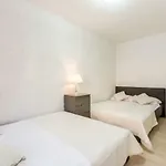 Karlo * Podstrana