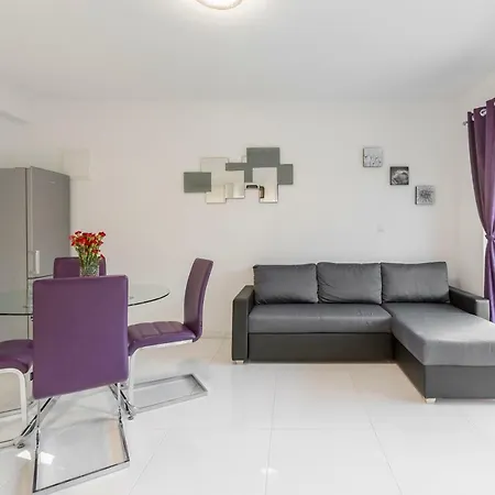 Apartman Karlo