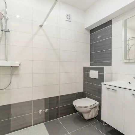 Karlo Apartman Podstrana